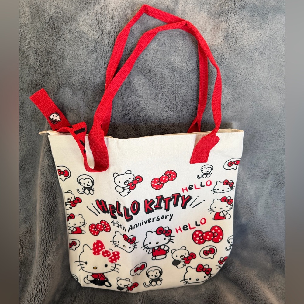 ❤️Sanrio Hello Kitty Canvas Zippered Tote & 20+ Accessories -Earbuds, Pillowcase - Picture 3 of 10